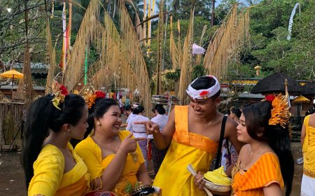 Tradisi Upacara Adat Tanpa Alas Kaki, Aci Usaba Sambah Desa Adat Sengkidu