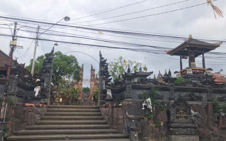 Pura Gede Pemayun: Pura Unik Dengan Beragam Tradisi