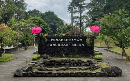 The Mystery of Taman Mumbul: The Story of the Water-Selling Grandma and the Hidden Miracles