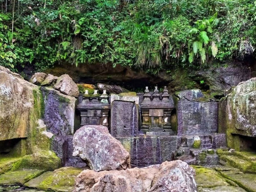 Candi Tebing Tegallinggah (Sumber Photo : Koleksi Redaksi)