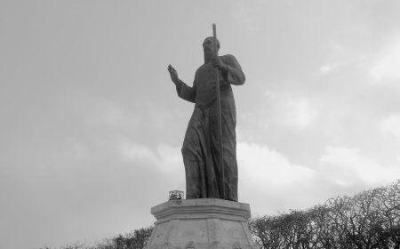 Dang Hyang Nirartha: Spiritual Traces of Hindu Brahmin Ancestors in Bali