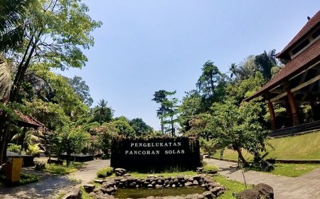 Pengelukatan Pancoran Solas: Beauty and Blessings in the Middle of Taman Mumbul