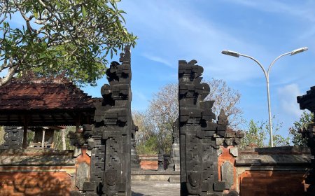 Taman Sari Temple: Exploring the Grandeur of Taman Sari Temple in Dalem Guha Watu Pageh Temple
