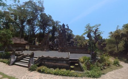 Virtual Tour of Beji Amerta Gangga Temple