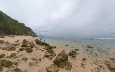 Pantai Gunung Payung : Pantai Indah yang Tersembunyi