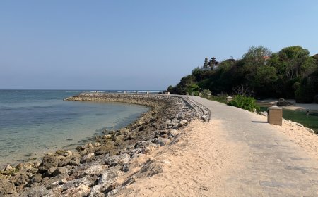 Geger Beach Bay: The Beauty of Hidden Paradise in Bali