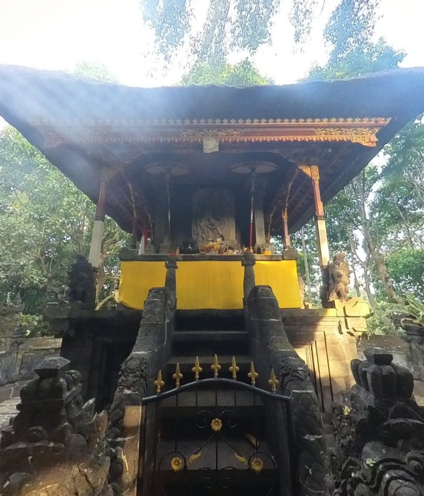The Statue of Durga Mahesamardini Astabuja: Spiritual Power at Bukit Dharma Durga Kutri Temple