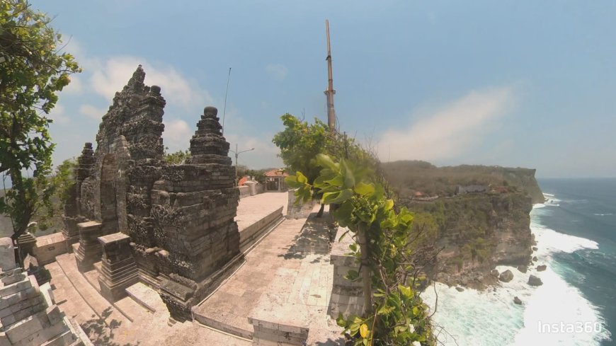 Pura Luhur Uluwatu: Spiritual Majesty on the Cliff's Peak in Bali.