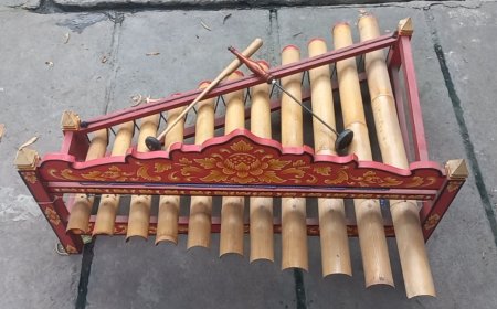 Menjelajahi Sejarah dan Harmoni Gamelan Rindik