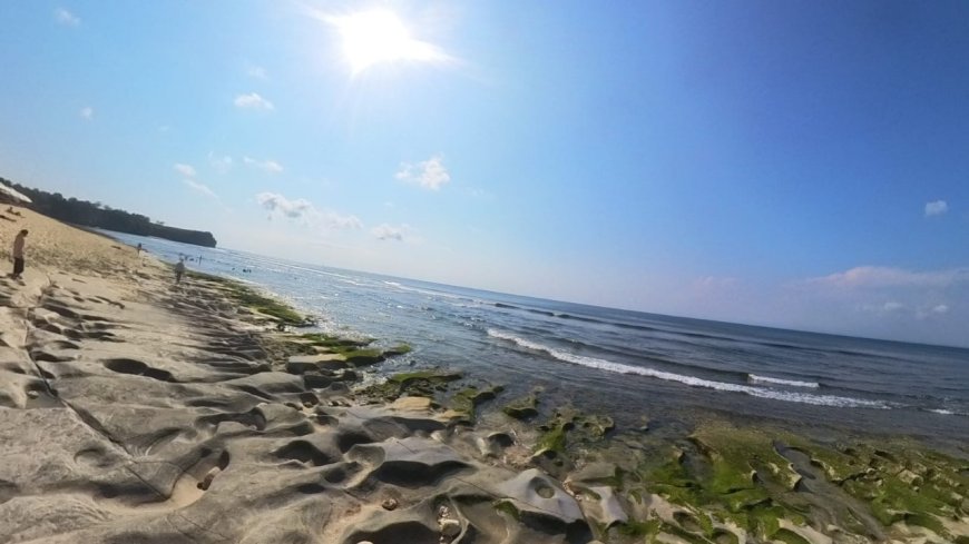 Pantai Balangan : Keindahan Alam Eksotis dari Ujung Selatan Bali