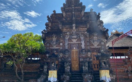 Dalem Gandamayu Temple, Dalem Temple for Brahmins Descendants of Dang Hyang Dwijendra