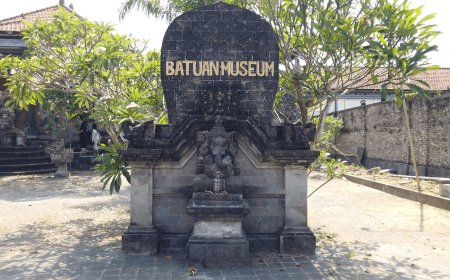 The Uniqueness and Beauty of Batuan Style Painting