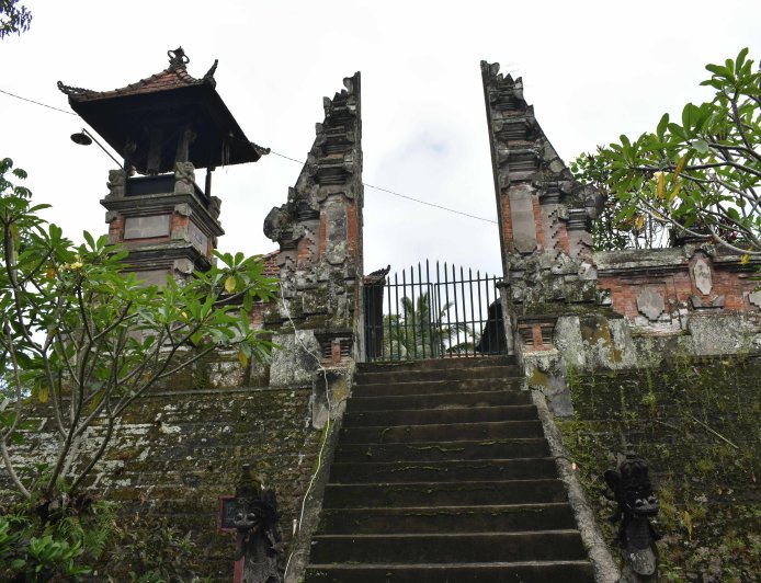 Exploring the Beauty and Mystery of Natar Jemeng Temple: Megalithic Cultural Heritage in Pinge Traditional Village, Bali