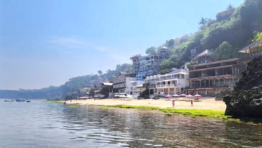 Bingin Beach Bali: Surfer's Paradise and the Best Place to Refresh Yourself