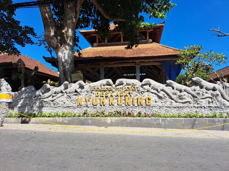 Desa Adat Nyuh Kuning: Desa Wisata Yang Masih Mempertahankan Nilai Tradisional