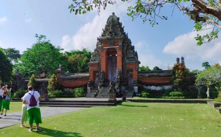 Membuka Pintu Keindahan Pura Taman Ayun dengan Aplikasi Augmented Reality