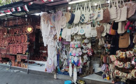 Legian Art Market: A Meeting Point of Balinese Culture and Local Creativity