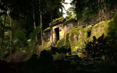 Goa Garba : Keindahan Alam dan Misteri Mitologi yang Tersembunyi