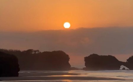 Pantai Kelecung: Destinasi Eksotis dengan Pesona Pasir Hitam di Bali