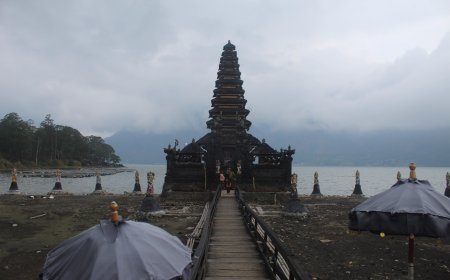 Pura Jati Segara: Keindahan Spiritual di Tepi Laut Bali