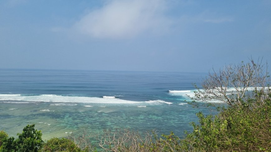 Exploring Tanah Barak Beach: The Captivating and Enchanting Beauty of Bali