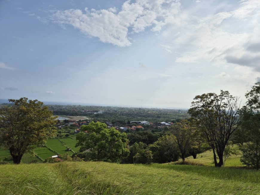 Bukit Belong, Permata Tersembunyi dengan Pemandangan Spektakuler