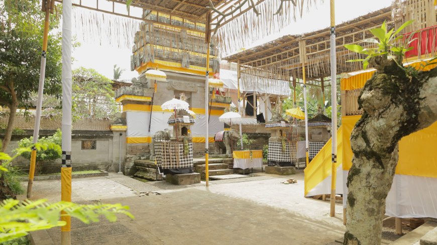 Menilik Pura Hyang Tiba Batuan : Situs Pemujaan Warisan Sejarah Bali Kuno