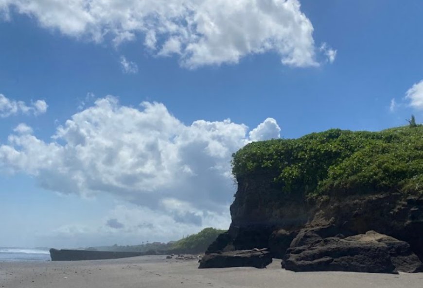 Pantai Batu Tampih, Tabanan: Oase Tersembunyi yang Menyuguhkan Keindahan Sejati Bali