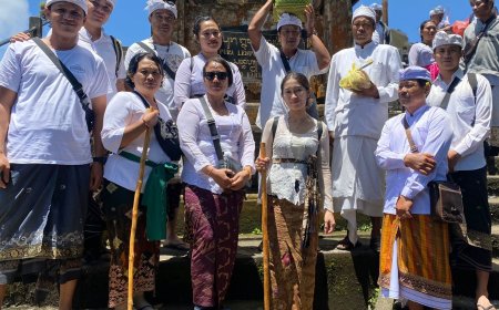 Nunas Tirta Pemuput: Simbol Niyasa Ida Bhatara-Bhatari ring Pura-Pura yang Dituju
