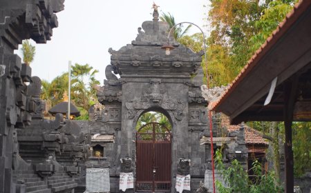 Pura Dalem Cedok Waru : Tapa Brata Gajah Mada di Segara