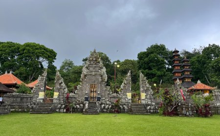 Luhur Pucak Batu Lumbung Temple: Batu Bhakti and the Sacred Rice Granary in Soka Senganan Traditional Village, Tabanan