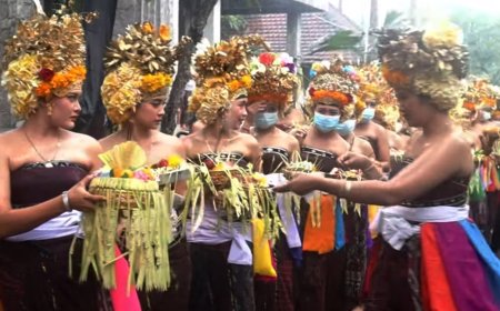 Aci Manda dan Nyepi Desa Bugbug: Sebuah Doa di Balik Riak Ombak dan Gunung yang Hening