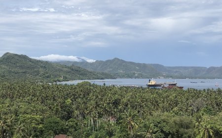 Bukit Labuhan Amuk in Karangasem: Witness the Stunning Beauty of Blue Ocean Views and Lush Green Nature from Above