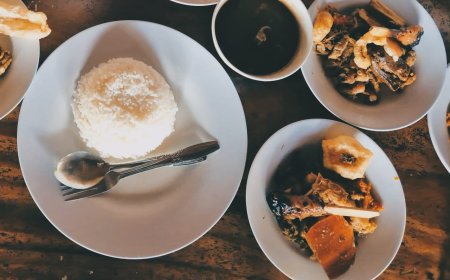 Babi Guling : A Culinary Tradition in Bali with a Blend of Spices that Tempts the Appetite