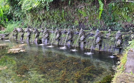 Penglukatan Alas Metapa: Jejak Spiritualitas Melalui Sebelas Pancoran Suci