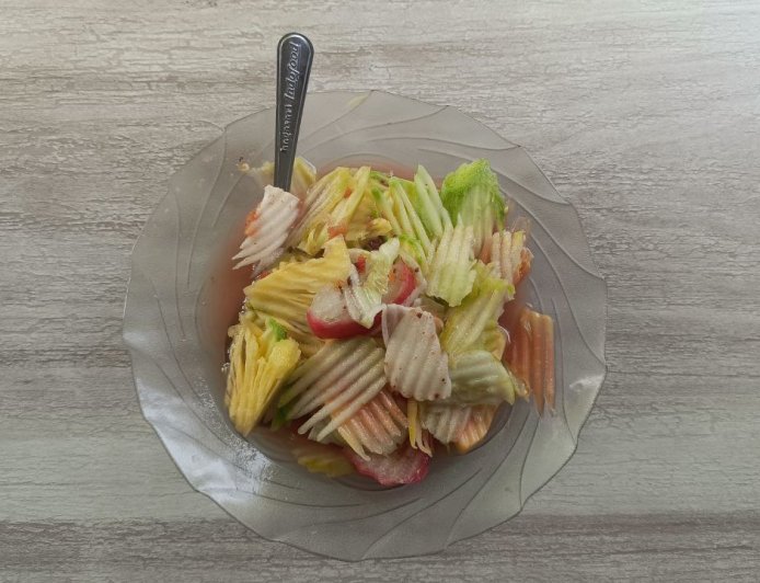 Rujak Kuah Pindang Bali Kuliner Segar yang Beda dari Rujak Biasa