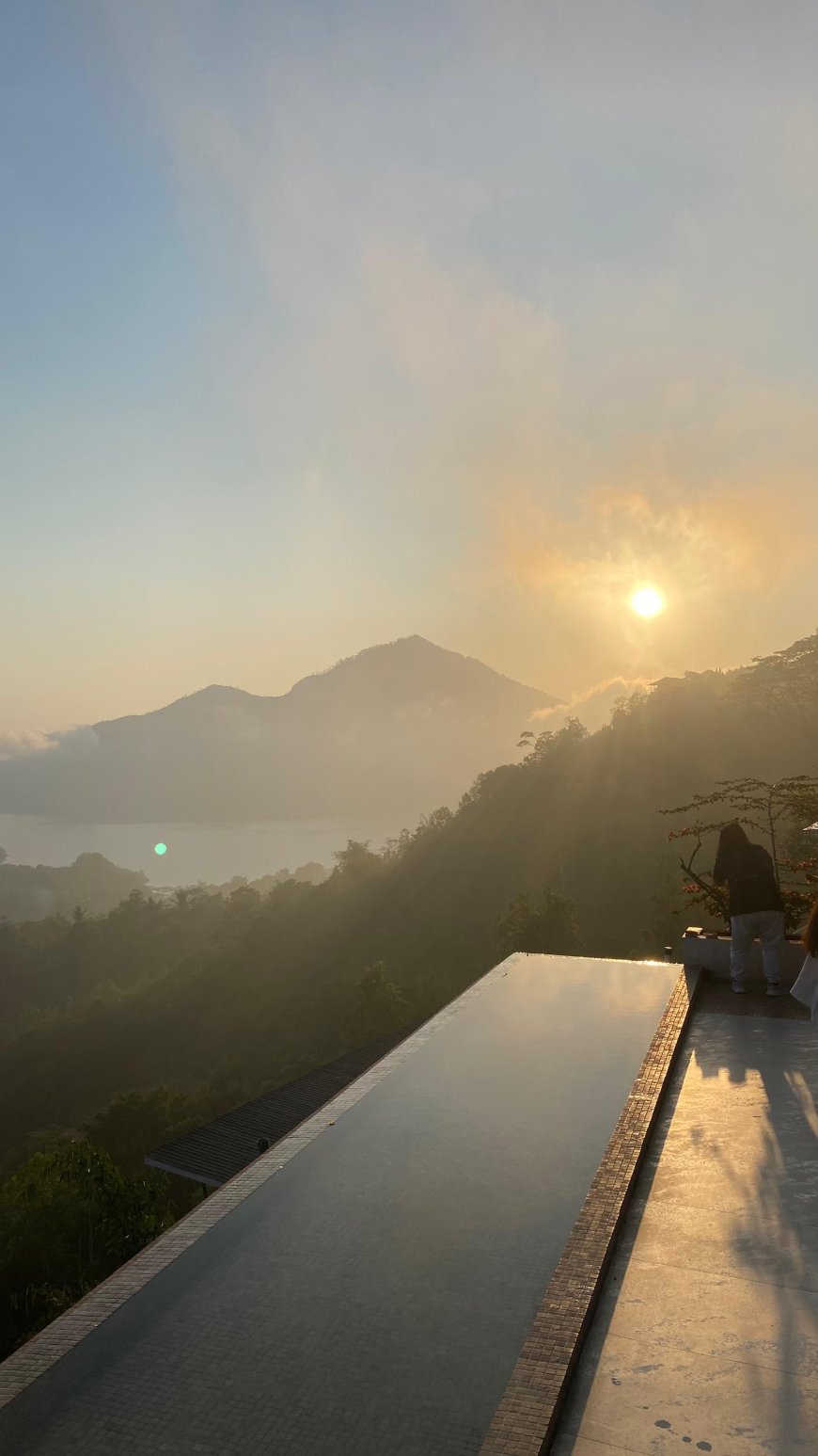 Pinggan Village: The Magic of Sunrise Over the Sea of ​​Mist in Kintamani
