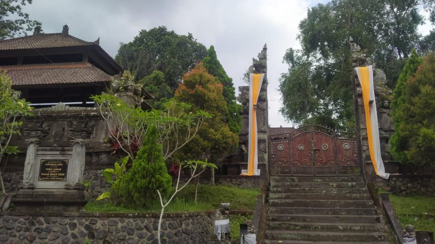 Luhur Pucak Bukit Gede Temple: Statue of Deity Shiva and Lingga Yoni as Evidence of the 11th Century in Luwus