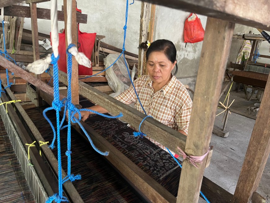 Songket Sidemen: The Beauty and Wisdom of Bali's Traditional Textile