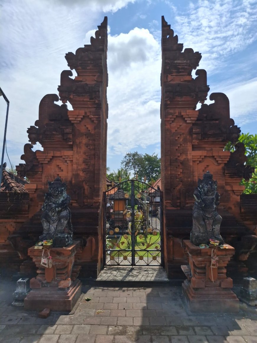 Pura Luhur Catur Kanda Pat Sari: Four Paths of Wisdom in the Circle of Dewata Nawa Sanga