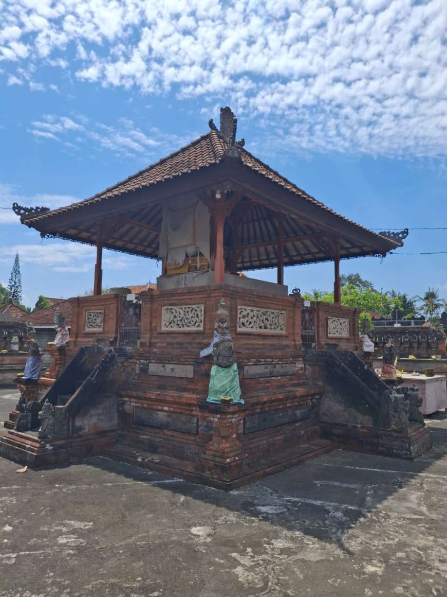 Pura Luhur Catur Kanda Pat Sari: Four Paths of Wisdom in the Circle of Dewata Nawa Sanga