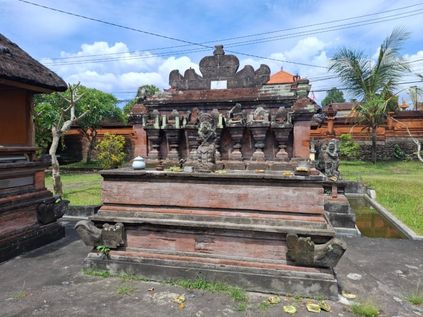 Pura Luhur Catur Kanda Pat Sari: Four Paths of Wisdom in the Circle of Dewata Nawa Sanga