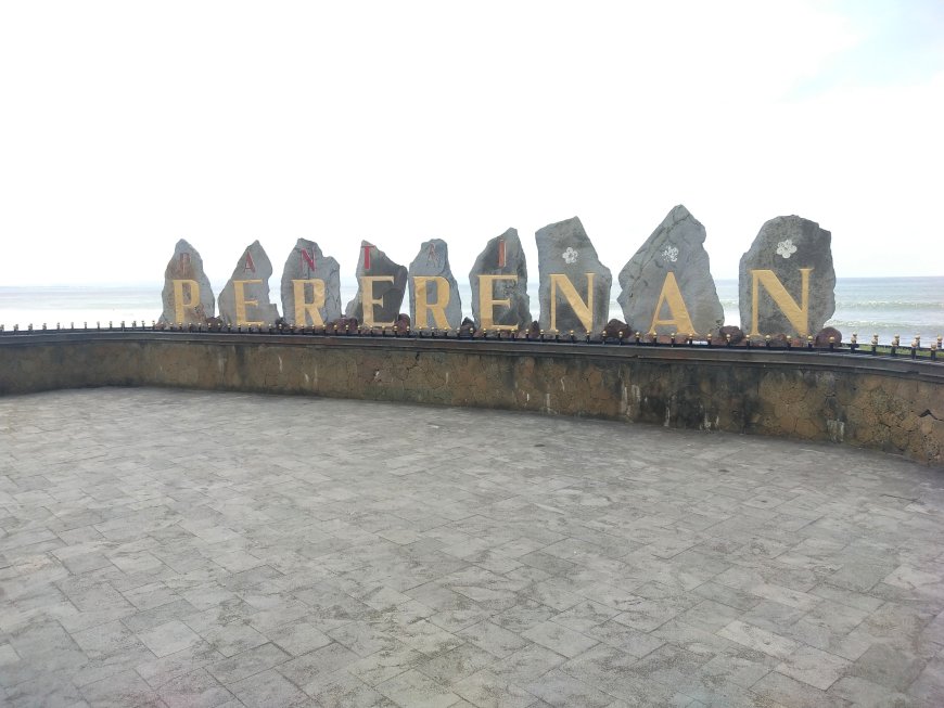 Exploring the Beauty of Pererenan Beach: A Fusion of Natural Charm and the Majesty of the Statue of Dewa Baruna