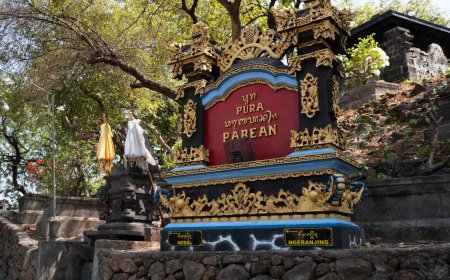 Pura Pabean: Jejak Keagungan di Pantai Utara Bali