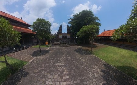 Dive into the Elegance of Penataran Sasih Temple through a Virtual Journey