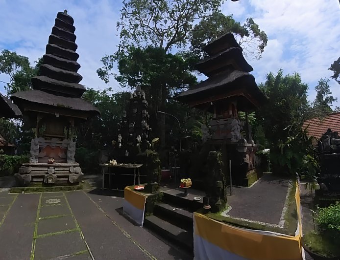 Eksplorasi Visual: Eksplorasi Pura Luhur Pucak Tedung dengan 360