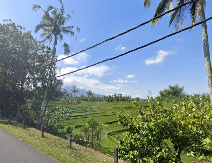 Virtual Journey Exploration to Pura Kahyangan Jagat Luhur Mekori