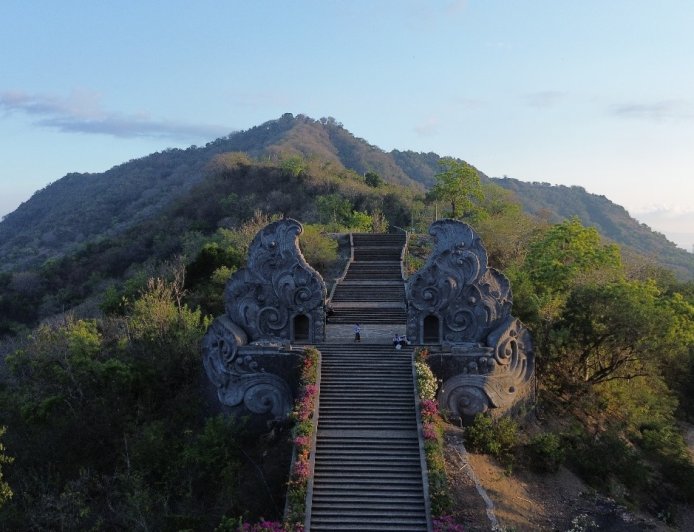 Virtual Tour of Bukit Gumang Temple