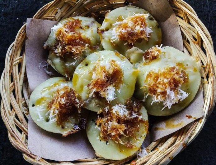 Laklak: Kue Tradisional Bali yang Menyimpan Cita Rasa Autentik Nusantara