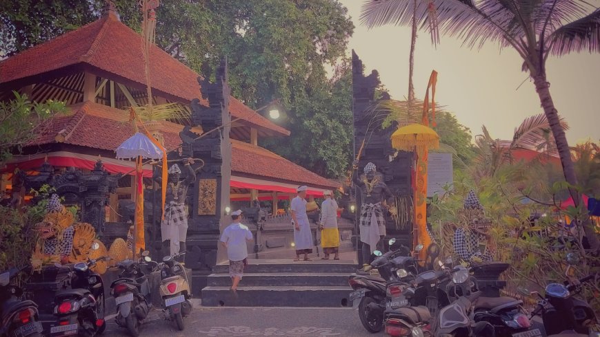 Lamun Temple Nusa Dua Bali: A Spiritual Destination at the Edge of the Ocean